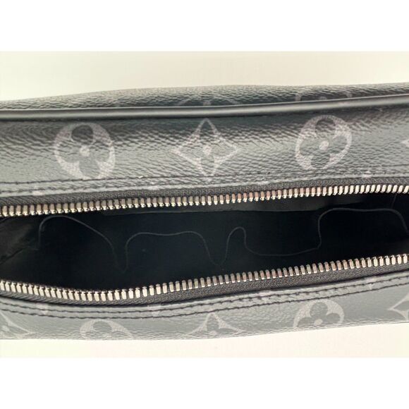 Louis Vuitton Monogram Eclipse Trous Toilet Pouch PM M43383-EUC - Picture 8 of 10